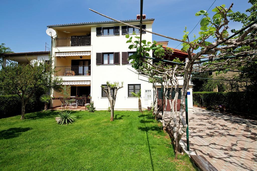 Apartments Perkovic Fažana エクステリア 写真