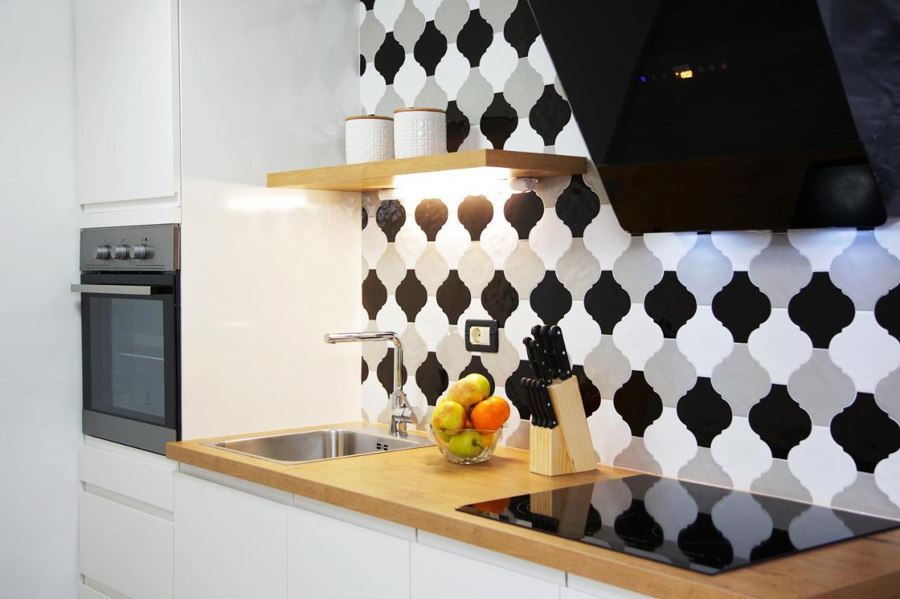 Apartments Perkovic Fažana エクステリア 写真