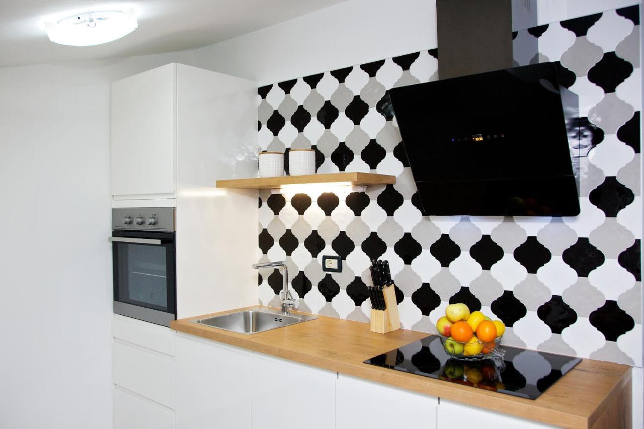 Apartments Perkovic Fažana エクステリア 写真